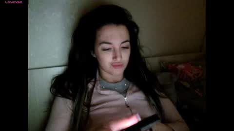 elisa_dove208 online show from January 6, 3:49 pm