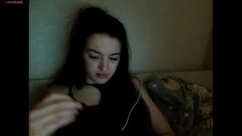 elisa_dove208 online show from January 11, 3:44 am
