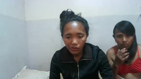 Snapshot of elisabet88 chatting on November 19, 7:19 am elisabet88 online show from November 19, 7:19 am