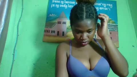 elisabeth2525 online show from January 14, 10:02 pm