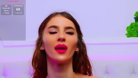 ElisaCharm online show from December 15, 3:44 am