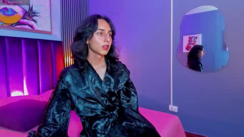 Snapshot of elisasue chatting on February 15, 3:25 am Elisa Sue online show from February 15, 3:25 am