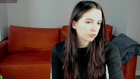 Snapshot of elise_robbie chatting on March 27, 8:26 am Elise online show from March 27, 8:26 am