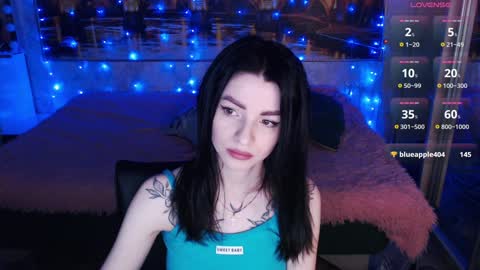 Elise online show from December 10, 10:06 am