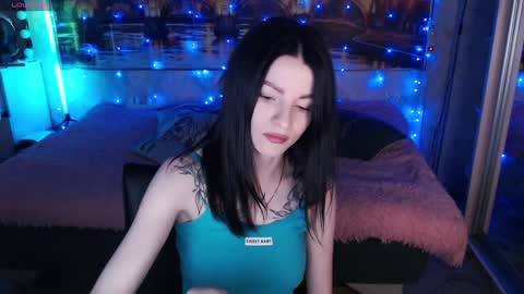 Elise online show from December 18, 9:58 am