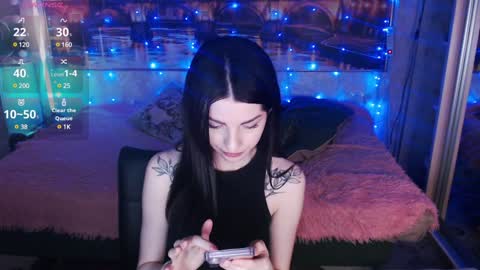 Elise online show from December 23, 9:16 am