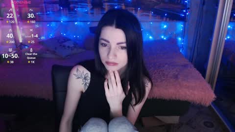 Elise online show from December 24, 12:33 pm