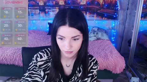 Elise online show from January 3, 6:44 am