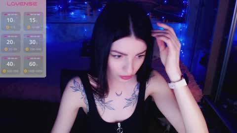 Elise online show from January 20, 11:56 am