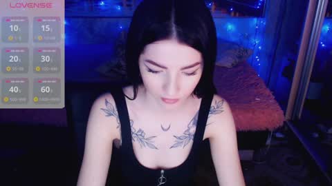 Elise online show from January 20, 2:57 pm