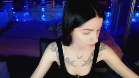 Elise online show from February 5, 2:19 am