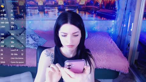 Elise online show from February 6, 6:40 am