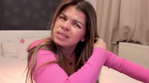 Elly online show from March 30, 10:22 pm