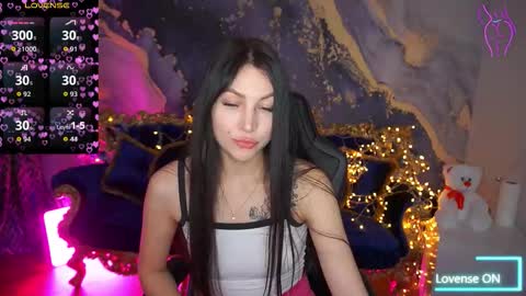 elisevelour online show from March 20, 2:00 pm