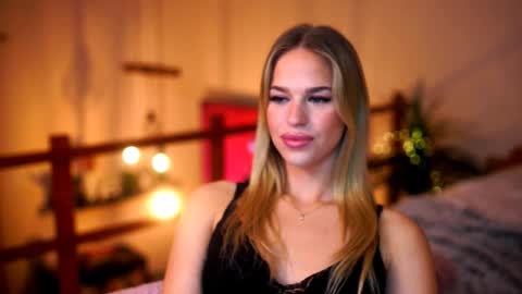 Sunflower  online show from October 30, 7:14 pm