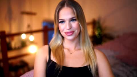 Sunflower  online show from November 7, 4:40 pm