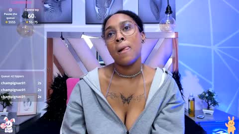 elit noa online show from December 31, 10:01 pm