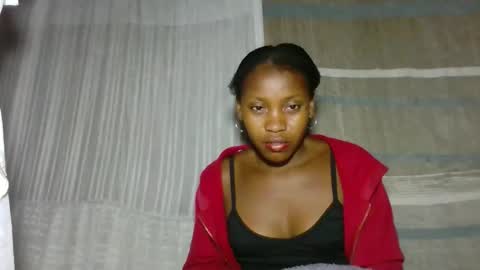 Snapshot of elita12010 chatting on March 12, 2:07 am elita12010 online show from March 12, 2:07 am