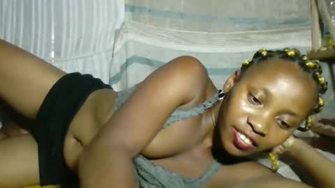 Snapshot of elita12010 chatting on March 15, 11:49 am elita12010 online show from March 15, 11:49 am