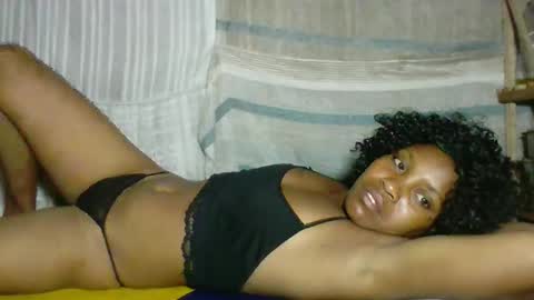 Snapshot of elita12010 chatting on March 21, 9:51 pm elita12010 online show from March 21, 9:51 pm