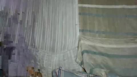 Snapshot of elita12010 chatting on March 23, 12:58 am elita12010 online show from March 23, 12:58 am