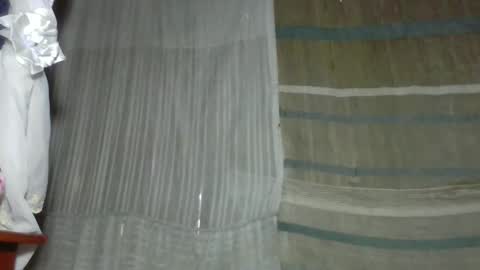 Snapshot of elita12010 chatting on April 11, 8:18 am elita12010 online show from April 11, 8:18 am