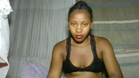 Snapshot of elita12010 chatting on April 11, 10:25 pm elita12010 online show from April 11, 10:25 pm