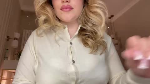 Stephanie online show from March 22, 8:56 pm