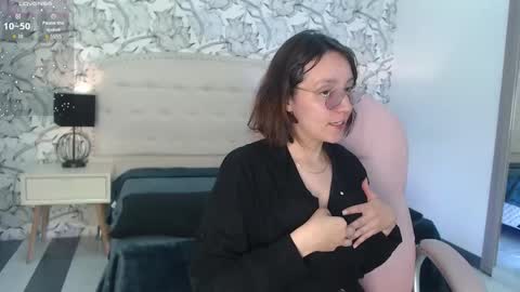 Snapshot of eliza_gh chatting on February 2, 7:01 pm Eliza online show from February 2, 7:01 pm