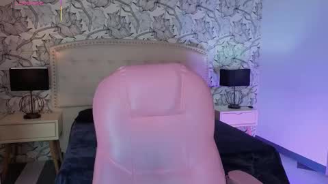 Snapshot of eliza_gh chatting on February 18, 7:21 pm Eliza online show from February 18, 7:21 pm