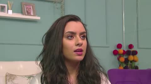 Eliza online show from January 11, 5:51 pm