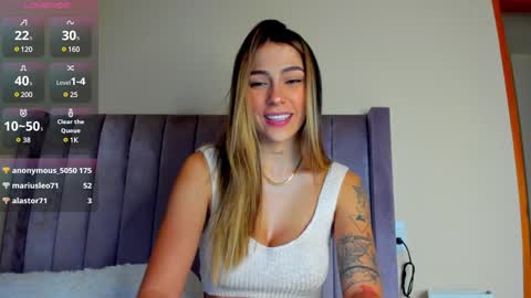 Snapshot of eliza_sanz chatting on December 18, 10:35 pm My name is ElizaPVT is open online show from December 18, 10:35 pm