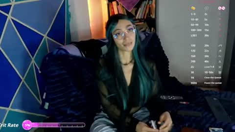 Snapshot of elizabeht_911 chatting on June 26, 10:47 pm elizabeht_911 online show from June 26, 10:47 pm