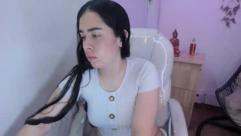 Elizabeth  online show from February 7, 1:04 pm