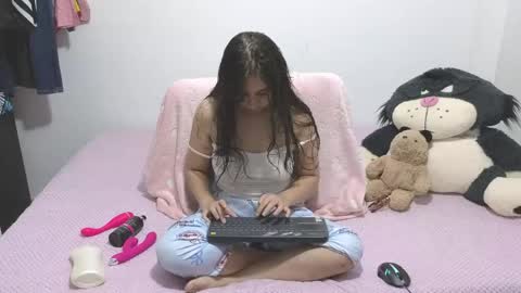 Snapshot of elizabeth_evanz chatting on April 30, 7:14 am elizabeth online show from April 30, 7:14 am
