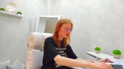 Elizabeth online show from March 10, 8:15 am