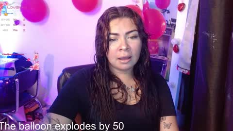 Snapshot of elizabeth_martinez98 chatting on February 24, 5:09 pm Elizabeth Martinez online show from February 24, 5:09 pm