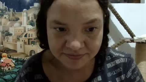Snapshot of elizabeth_martinez_ chatting on January 6, 9:43 pm Elizabeth Martinez online show from January 6, 9:43 pm