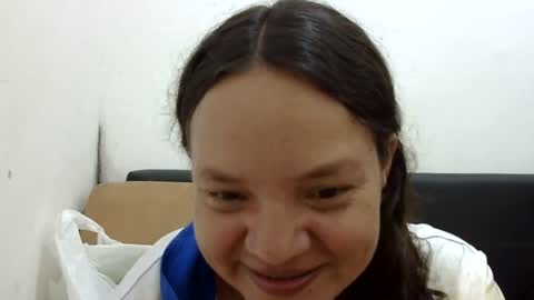 Snapshot of elizabeth_martinez_ chatting on January 16, 4:18 pm Elizabeth Martinez online show from January 16, 4:18 pm