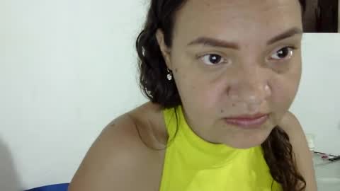 Snapshot of elizabeth_martinez_ chatting on September 14, 3:22 pm Elizabeth Martinez online show from September 14, 3:22 pm