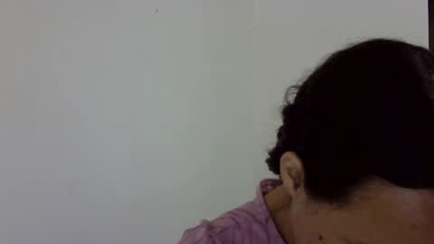 Snapshot of elizabeth_martinez_ chatting on September 19, 8:31 pm Elizabeth Martinez online show from September 19, 8:31 pm