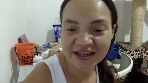 Snapshot of elizabeth_martinez_ chatting on April 26, 3:53 pm Elizabeth Martinez online show from April 26, 3:53 pm