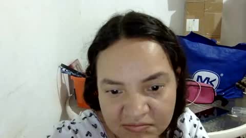 Snapshot of elizabeth_martinez_ chatting on May 28, 6:05 pm Elizabeth Martinez online show from May 28, 6:05 pm