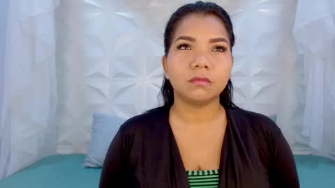 Elizabeth  online show from April 7, 11:43 am