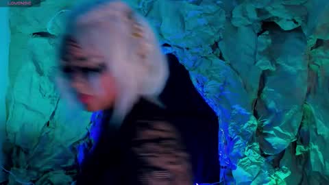 Snapshot of elizabethbennett_ chatting on October 31, 2:12 am Call me Eli online show from October 31, 2:12 am