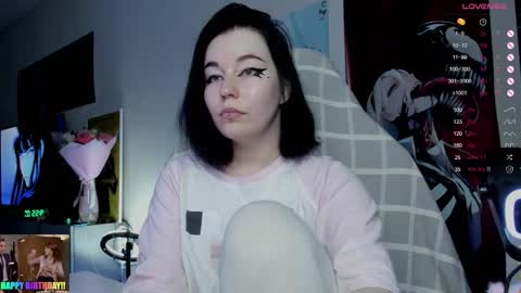 Eli online show from February 4, 1:55 am