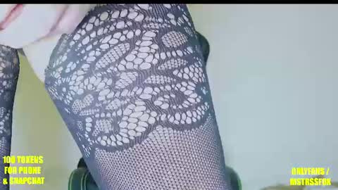 Snapshot of elizabethfox chatting on June 12, 6:34 am elizabethfox online show from June 12, 6:34 am