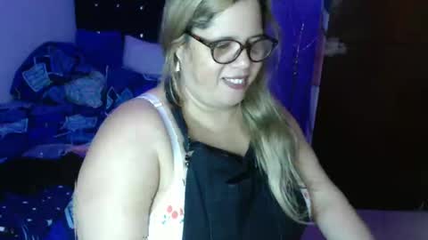 Elizabeth online show from November 15, 3:08 pm