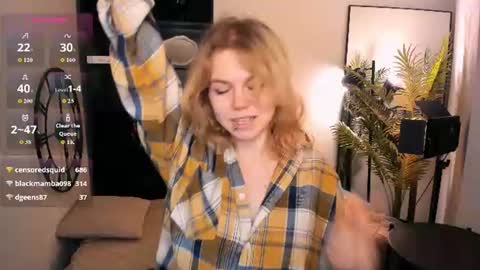 Elizabeth online show from June 27, 12:22 pm