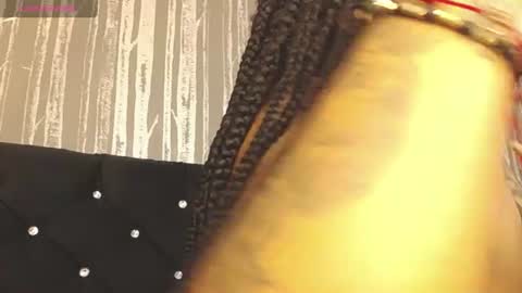 Snapshot of elizabetth_roman chatting on July 11, 3:37 pm elizabetth_roman online show from July 11, 3:37 pm